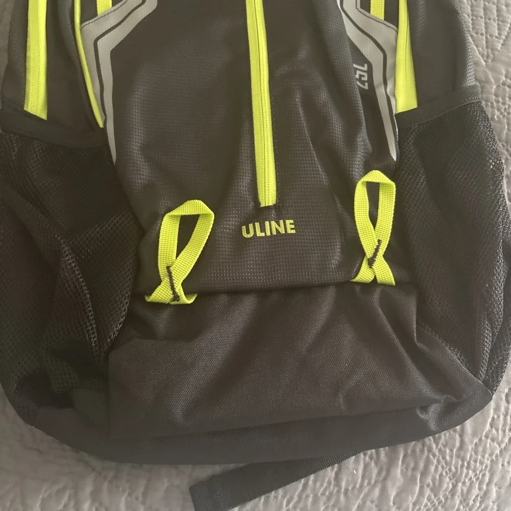 ULINE 25L Daypack/Backpack – Black/Lime Green (High-Visibility Adjustable Strap)